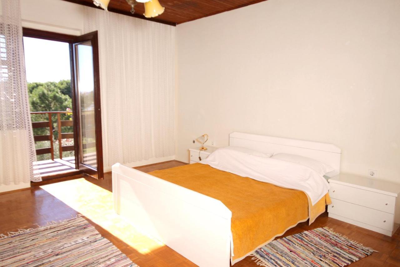 Apartments By The Sea Privlaka, Zadar - 666 Exterior foto
