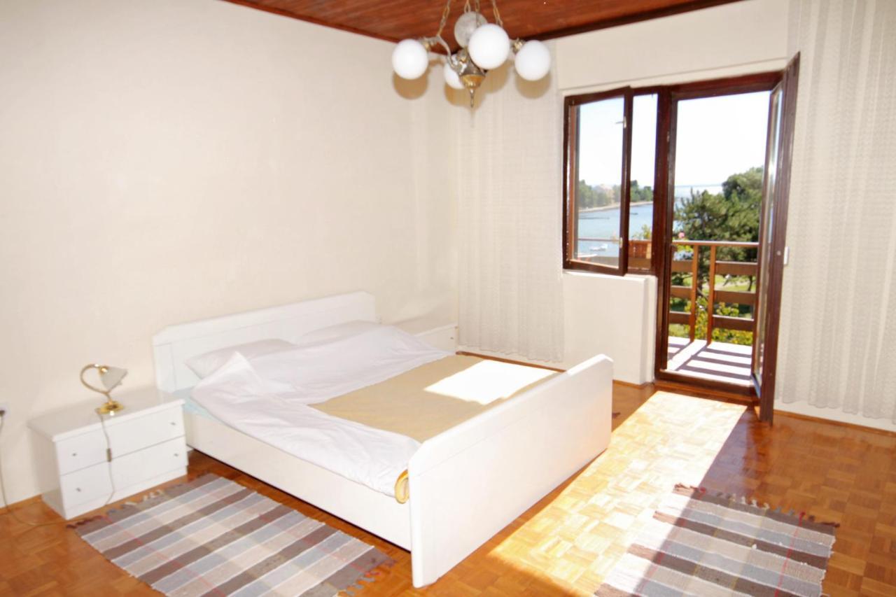 Apartments By The Sea Privlaka, Zadar - 666 Exterior foto